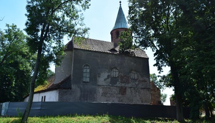 Zamek Karłowice 4