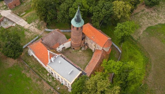 Zamek Karłowice 5
