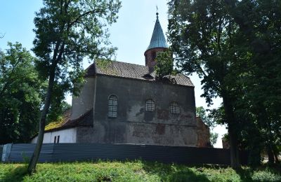 Zamek na sprzedaż Karłowice, Zamek w Karłowicach, województwo opolskie:  Kaplica