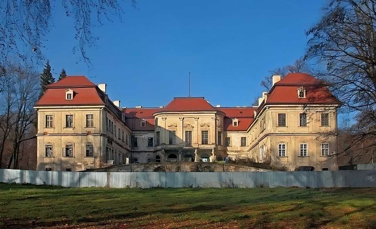 Zdjęcia Pałac Grodziec na sprzedaż, Dolnośląskie