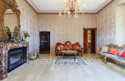 Zabytkowa willa na sprzedaż Dizzasco, Lombardia, Salon