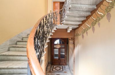 Mieszkanie w pałacu na sprzedaż 28040 Lesa, Piemont:  