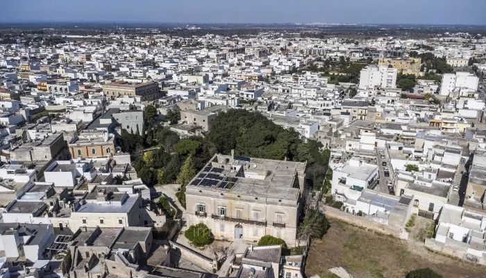 Pałac miejski na sprzedaż Manduria, Apulia,  Włochy