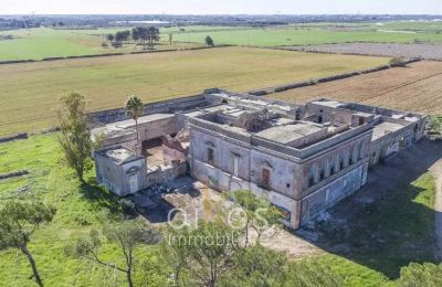 Nieruchomości, Posiadłość o powierzchni 52 hektarów w Apulii jako obiekt inwestycyjny