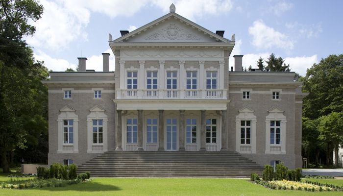 Pałac na sprzedaż Zachodniopomorskie,  Polska