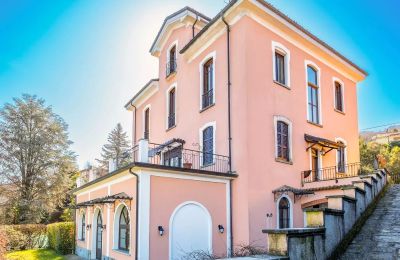 Zabytkowa willa na sprzedaż 28838 Stresa, Binda, Piemont:  