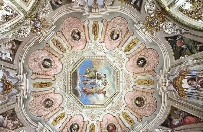 Pałac miejski na sprzedaż Cagli, Marche, Detale architektoniczne