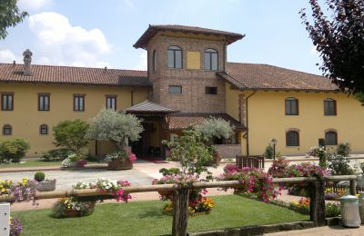 Dom wiejski na sprzedaż Piemont:  