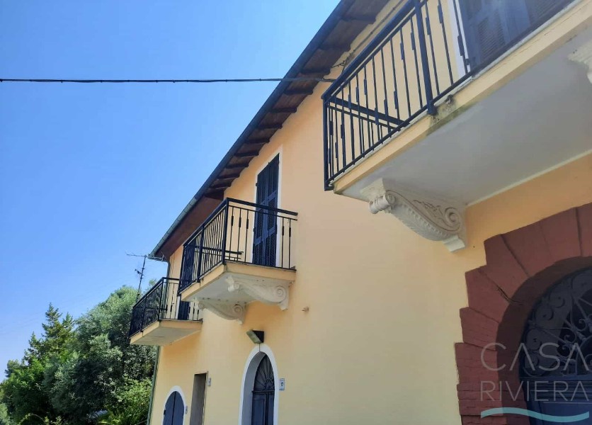 Zdjęcia Landhaus in Cisano sul Neva / Conscente