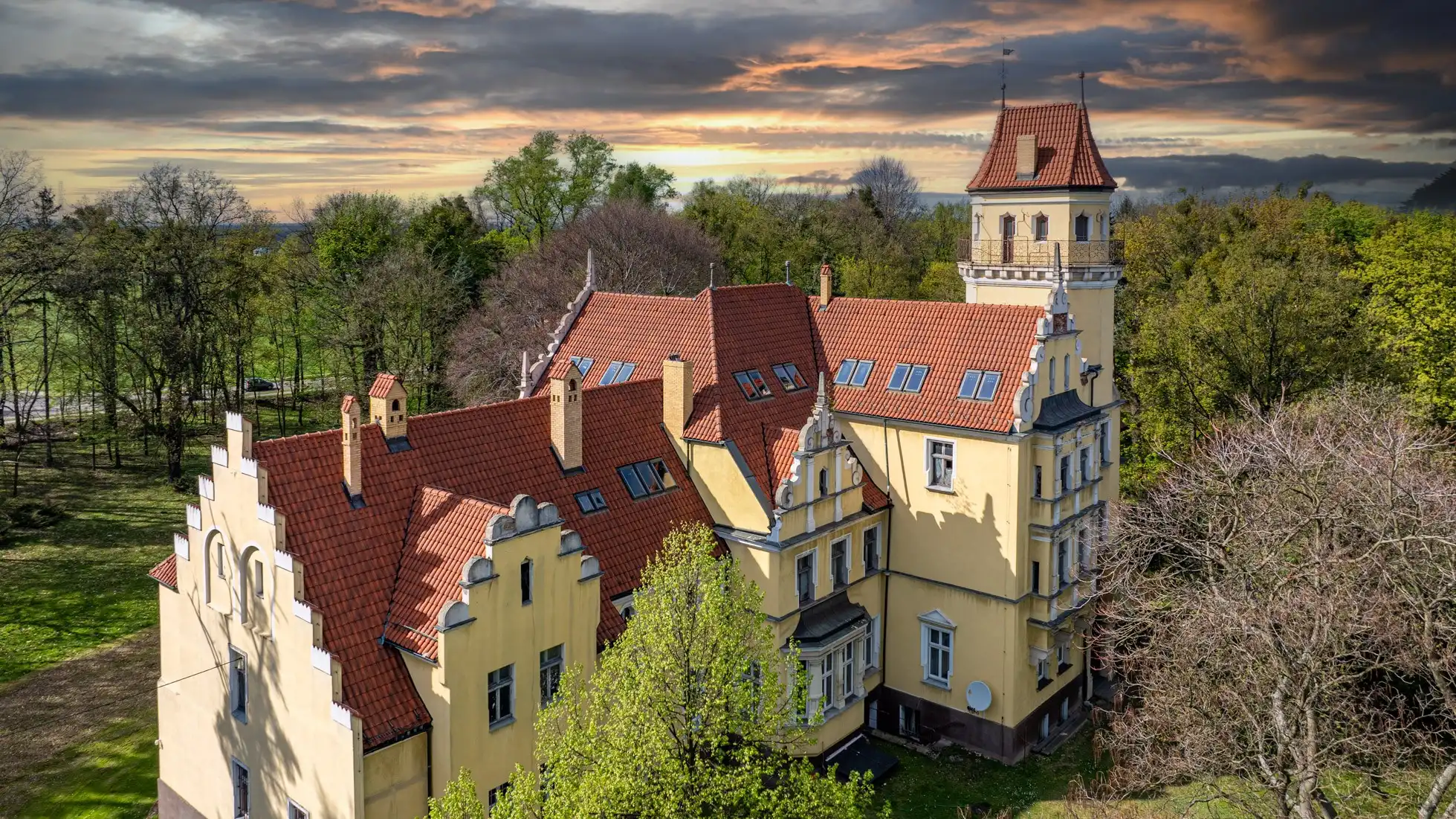 Zdjęcia Kompleks pałacowo-parkowy z XIX w. Ornontowice