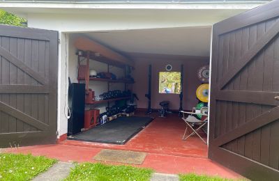 Dwór na sprzedaż Gignese, Via al Castello 20, Piemont, Garage