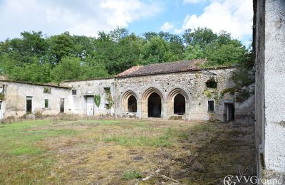 Klasztor na sprzedaż Foix, Oksytania, Dziedziniec wewnętrzny