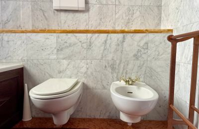 Apartament w zabytkowym budynku na sprzedaż Verbania, Via Centrale, Piemont, Zdjęcie 20/31