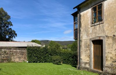 Wiejski dom na sprzedaż Moeche, Sta Cruz de Moeche, Galicja, Patio delantero