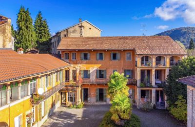Zabytkowa willa na sprzedaż Miasino, Piemont, Widok zewnętrzny