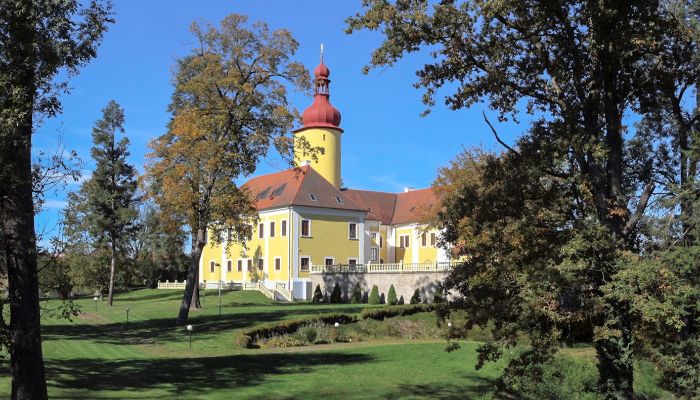 Barokowy zamek w południowych Czechach