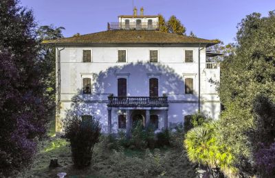 Zabytkowa willa na sprzedaż Pontedera, Toskania, Widok z przodu
