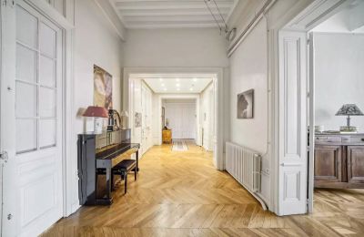 Apartament w zabytkowym budynku na sprzedaż Lyon, Lyon 2e Arrondissement, Place Bellecour, Auvergne-Rhône-Alpes, Wejście