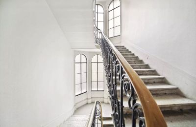 Apartament w zabytkowym budynku na sprzedaż Lyon, Lyon 2e Arrondissement, Place Bellecour, Auvergne-Rhône-Alpes, Schody