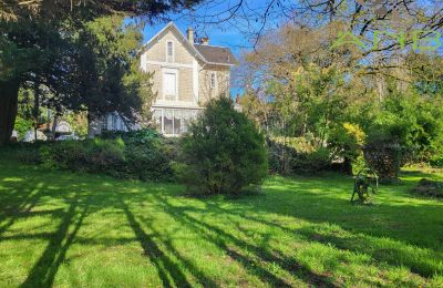Zabytkowa willa na sprzedaż Bussac-sur-Charente, Nouvelle-Aquitaine, Ogród