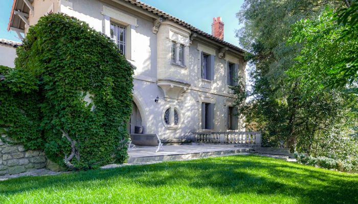 Zabytkowa willa na sprzedaż Uzès, Oksytania,  Francja
