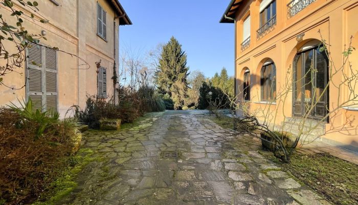 Zabytkowa willa na sprzedaż Castelletto Sopra Ticino, Piemont,  Włochy