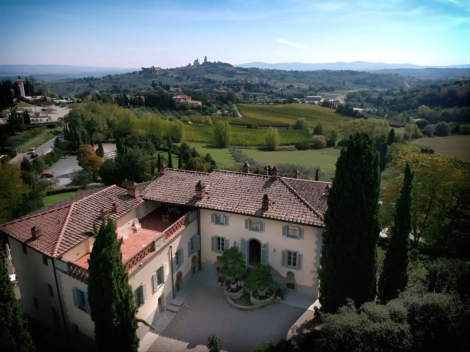 Zdjęcia Hotel w pobliżu San Gimignano z panoramicznym widokiem