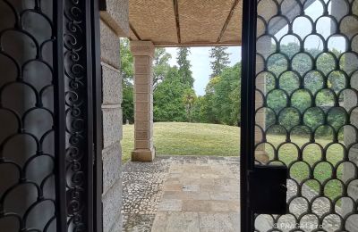 Pałac na sprzedaż Włochy, Zdjęcie 4/21