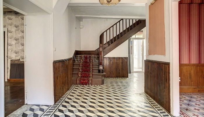 Zabytkowa nieruchomość na sprzedaż Bessières, Oksytania,  Francja