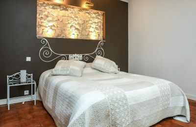 Dwór na sprzedaż Oksytania, Pokój gościnny