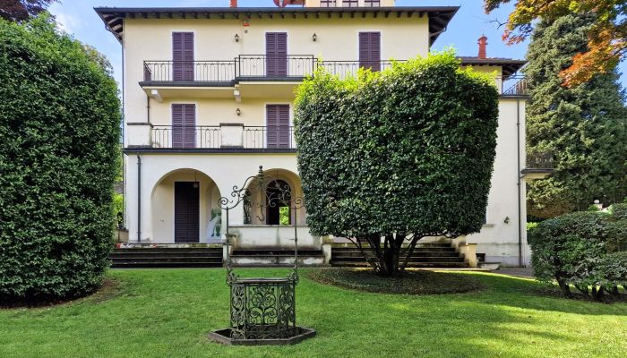 Zabytkowa willa na sprzedaż 28838 Stresa, Piemont,  Włochy