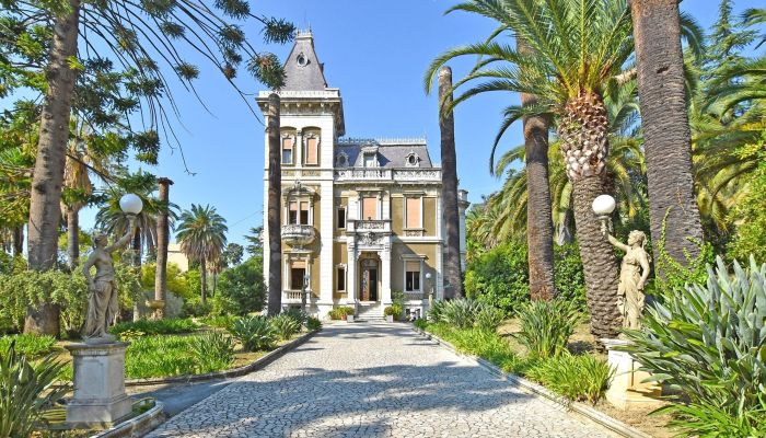 Zabytkowa willa na sprzedaż Liguria,  Włochy