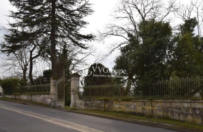 Zabytkowa willa na sprzedaż Angoulême, Nouvelle-Aquitaine, Widok zewnętrzny