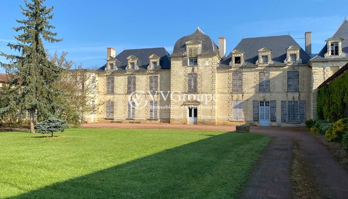 Pałac na sprzedaż Thouars, Nouvelle-Aquitaine,  Francja