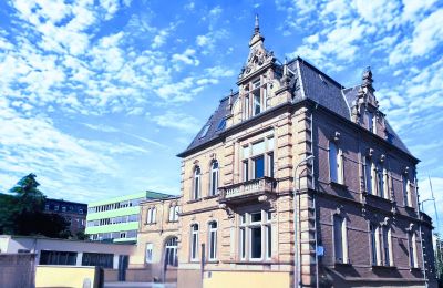 Zabytkowa willa na sprzedaż Neustadt an der Weinstraße, Nadrenia-Palatynat, Blick von der anderen Straßenseite