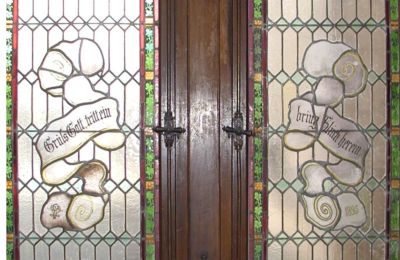 Zabytkowa willa na sprzedaż Neustadt an der Weinstraße, Nadrenia-Palatynat, Historisches Bleiglasfenster 