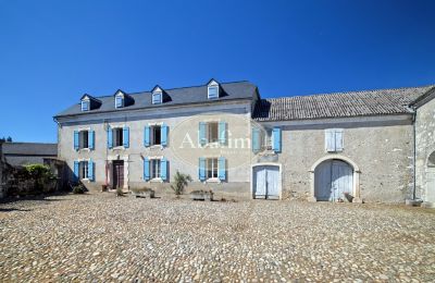 Zabytkowa nieruchomość na sprzedaż Nay, Nouvelle-Aquitaine, Budynek główny