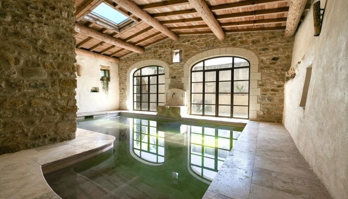 Zabytkowa nieruchomość na sprzedaż Uzès, Oksytania,  Francja