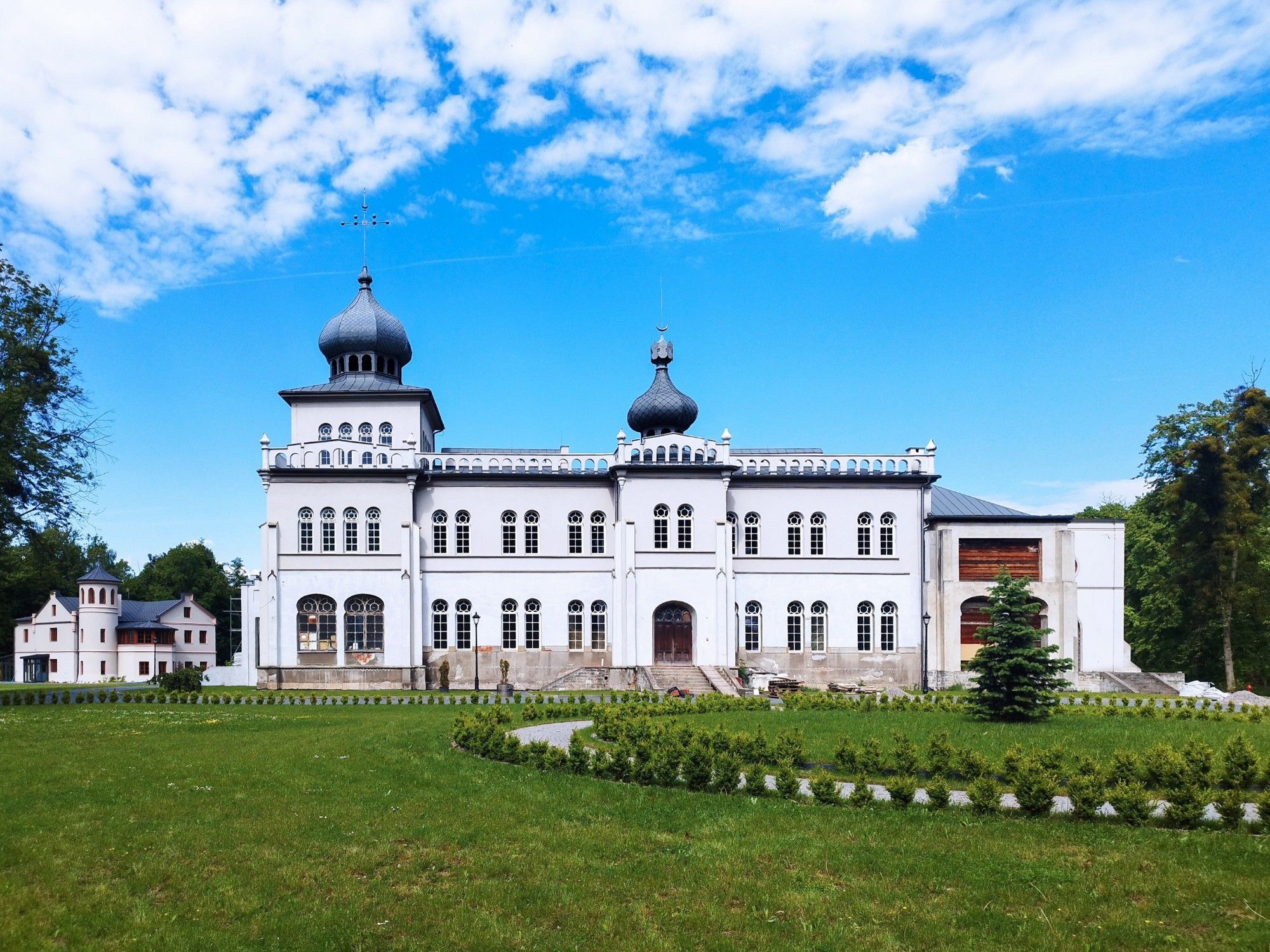 Zdjęcia Zespół pałacowo-parkowy w Osieku