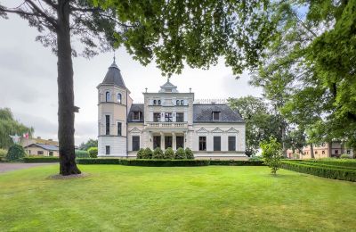 Dwór na sprzedaż Kujawsko-pomorskie, Widok z przodu
