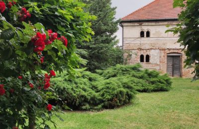 Dwór na sprzedaż Koplotovce,  kaštieľ, Kraj trnawski, Záhrada- sýpka