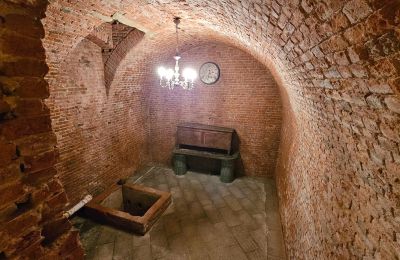 Zabytkowa willa na sprzedaż Montecalvoli, Toskania, Sklepienie piwniczne