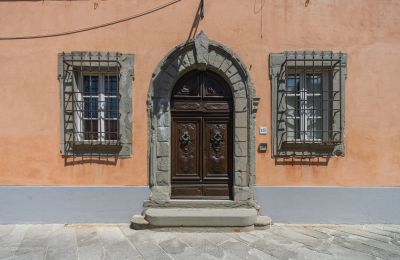 Zabytkowa willa na sprzedaż Montecalvoli, Toskania, Zdjęcie 41/44