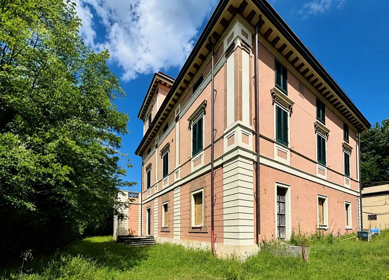 Zdjęcia Willa o powierzchni ponad 1260 m² na działce 5 ha w San Giuliano Terme