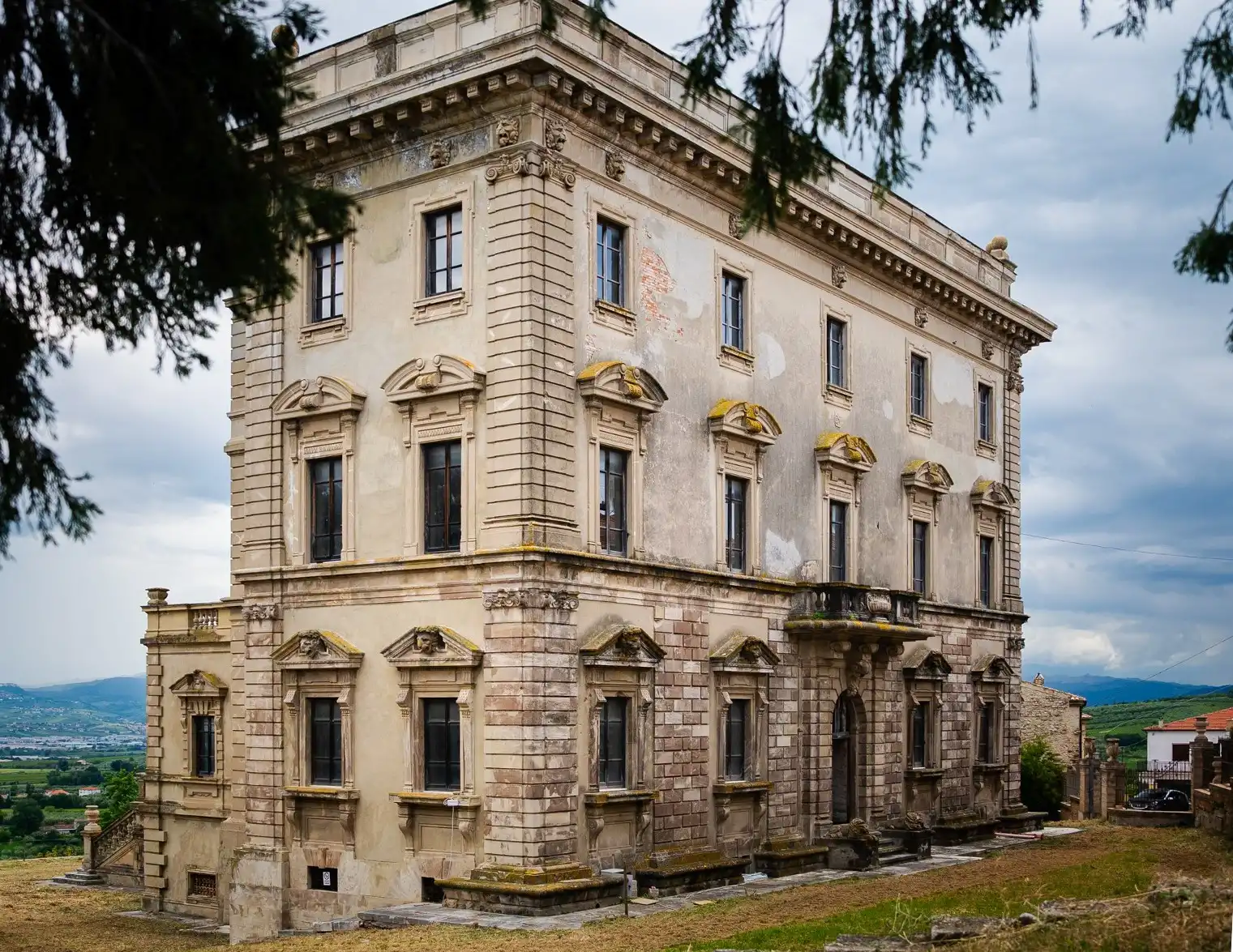 Mozzagrogna, Abruzzo till salu