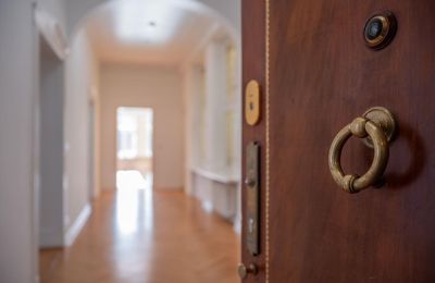Apartament w zabytku na sprzedaż Charlottenburg-Wilmersdorf, Schmargendorf, Berlin, Wejście