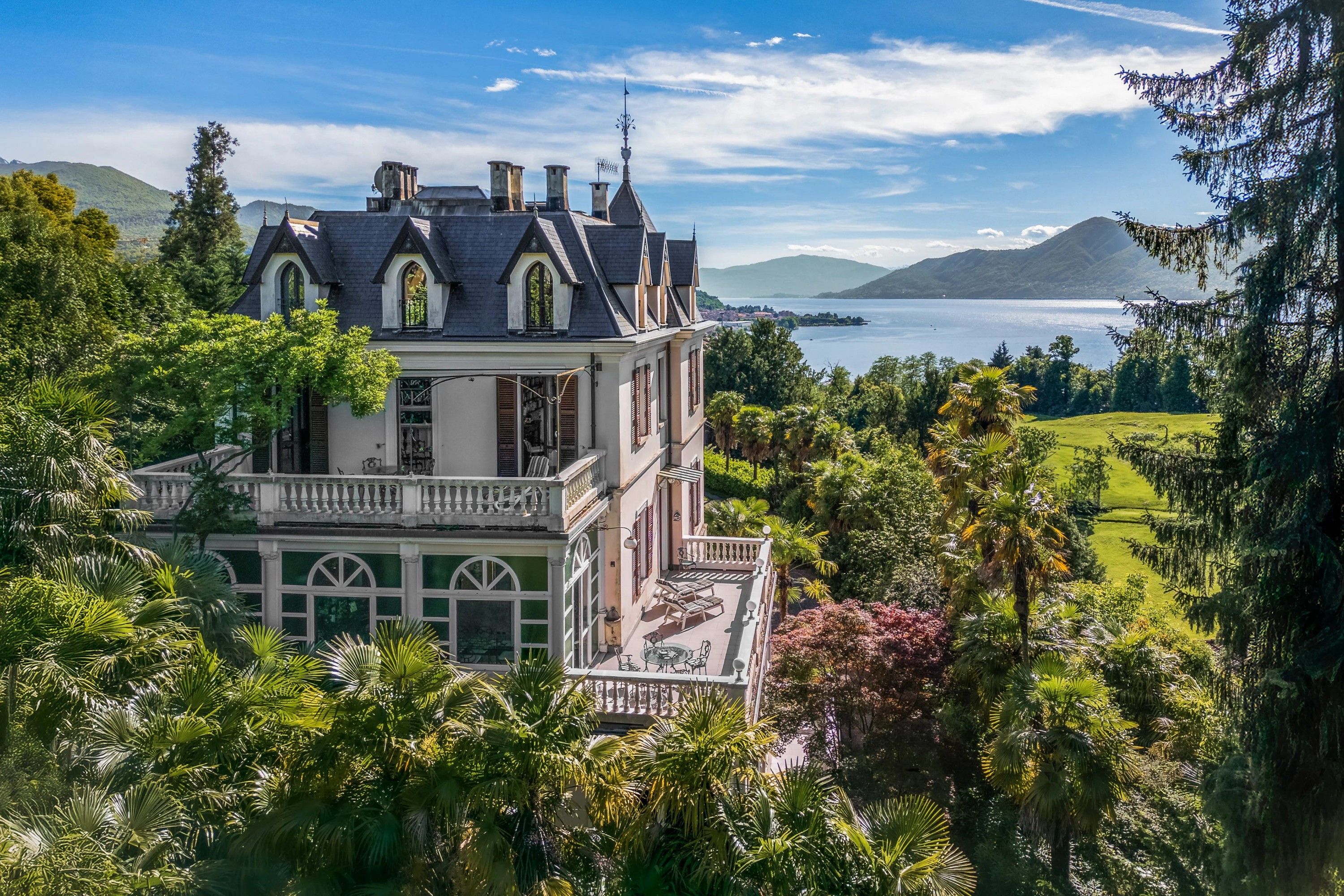 Zdjęcia Willa we wczesnym stylu Liberty z widokiem na Lago Maggiore