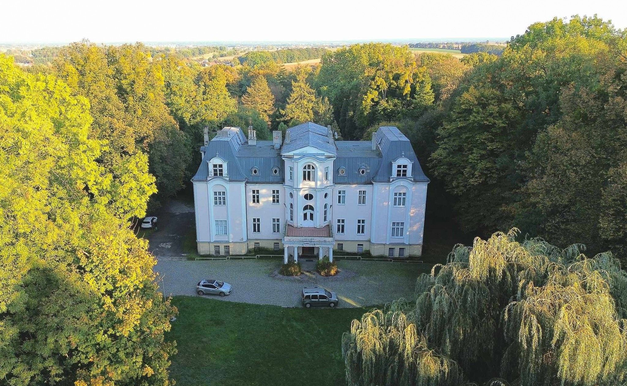 Zdjęcia Pałac wraz z parkiem Zakrzów województwo opolskie