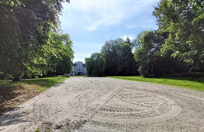Pałac na sprzedaż Zakrzów, Opolskie, Park