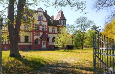 Posiadłości, Pałacyk w regionie Elbe-Havelland